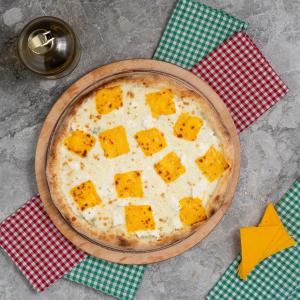 4 Peynirli Pizza (25cm)+ Bardak İçecek | 199,00